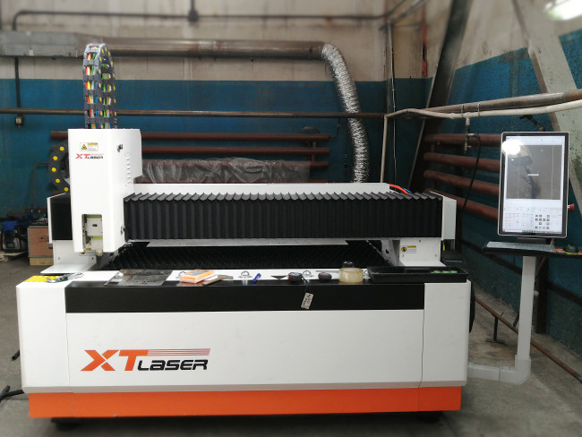 Оптоволоконный лазер для резки металла XTC-1530H/6000 Raycus/Reci
