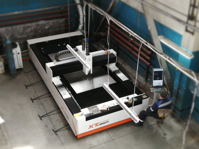 Оптоволоконный лазер для резки металла XTC-1530H/6000 Raycus/Reci