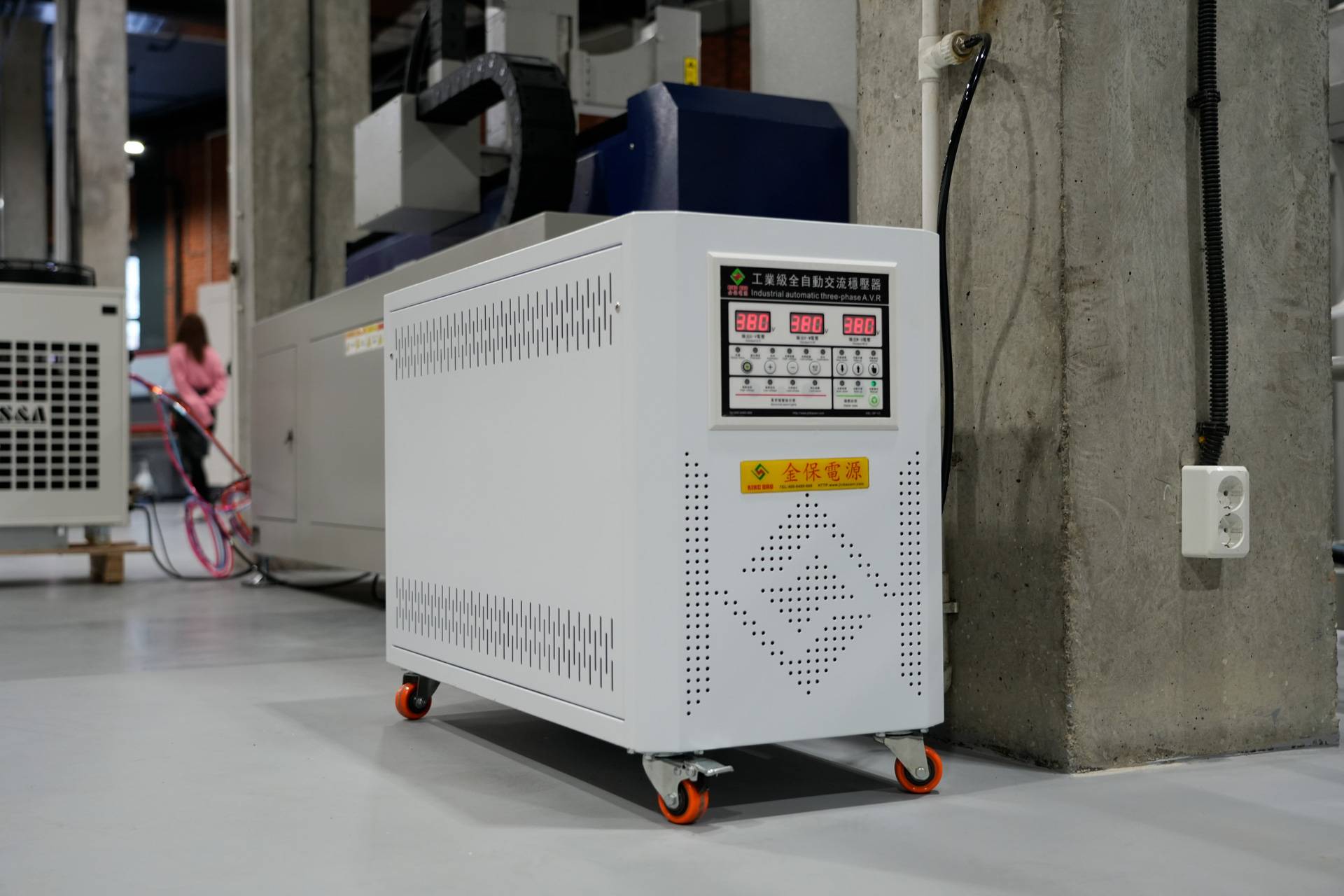 Высокоскоростной лазерный труборез LPC80-B5-CF6000/2000 Raycus