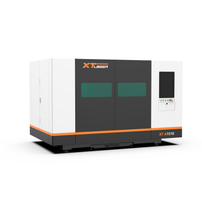 Оптоволоконный лазерный станок в защитной кабине XTC-1510A