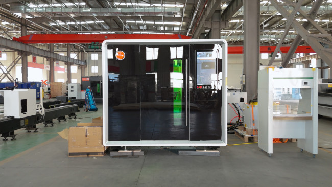 Оптоволоконный лазер XTC-1530G/ 3000 / 6000 / 12000 / 30000 Raycus для резки металла закрытого типа