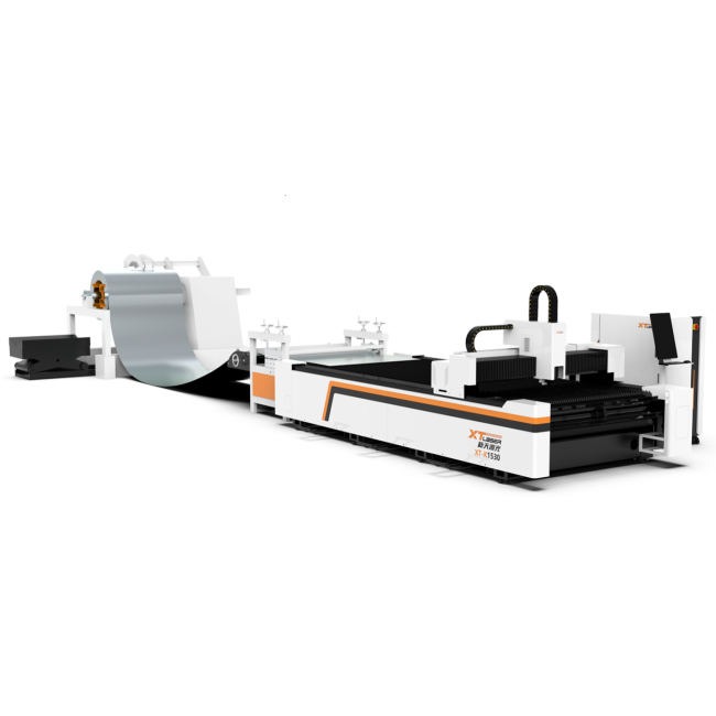 Оптоволоконный лазерный станок с автоматической рулонной подачей и конвейерным столом XTC-1530K/3000 Raycus/Reci